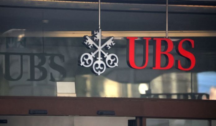 El presidente de UBS se dirige a los accionistas sobre un hito en la adquisición de Credit Suisse
