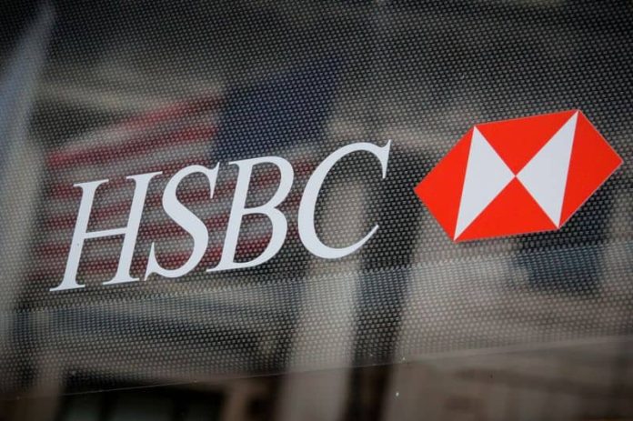 HSBC menenangkan pemegang saham dengan memulihkan dividen saat laba berlipat tiga