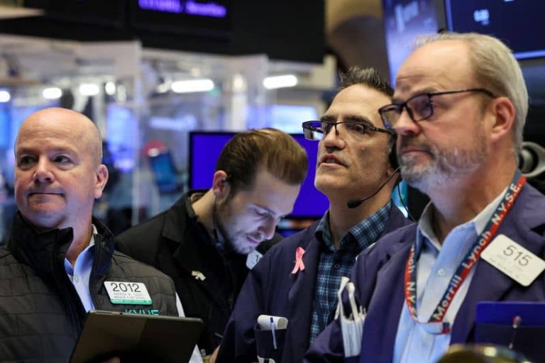 Marketmind: Apple comforts as payrolls loom