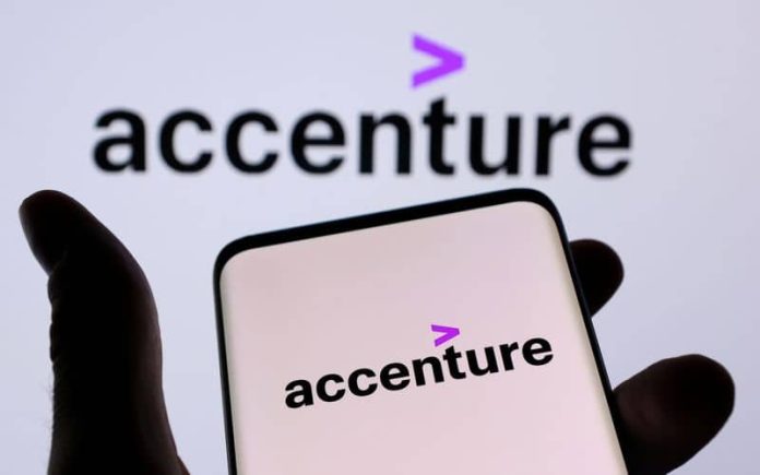Accenture busca potenciar los esfuerzos de IA con una inversión de $3 mil millones