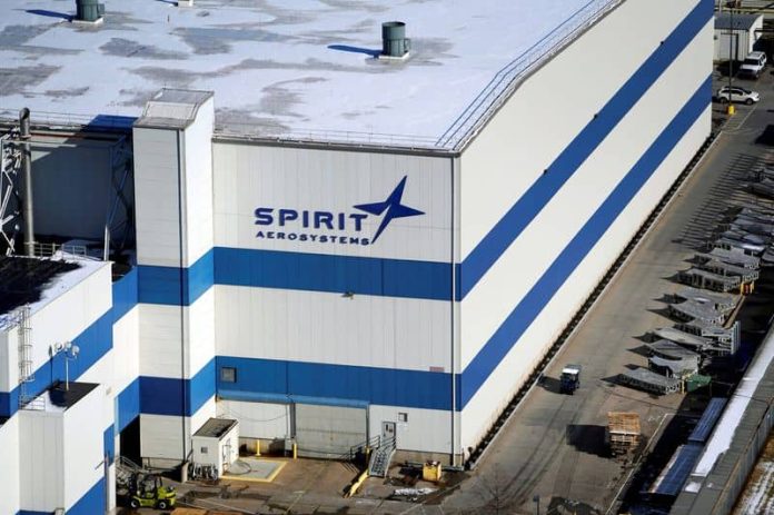 Spirit AeroSystems menghentikan pekerjaan di pabrik Wichita saat serikat pekerja memilih untuk mogok