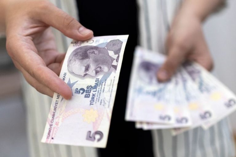 Turkey’s lira hits new low after bank rules’ rollback