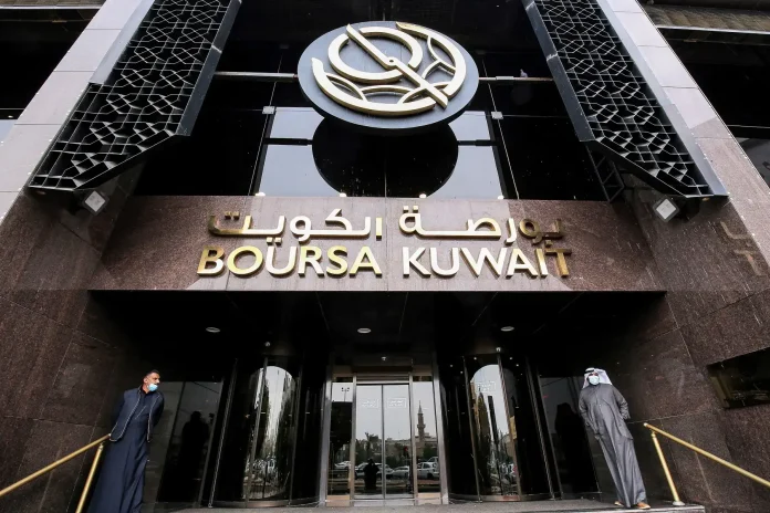 أرباح بورصة الكويت تتراجع 21.4% في النصف الأول 2023 إلى 8.42 ملیون دنار