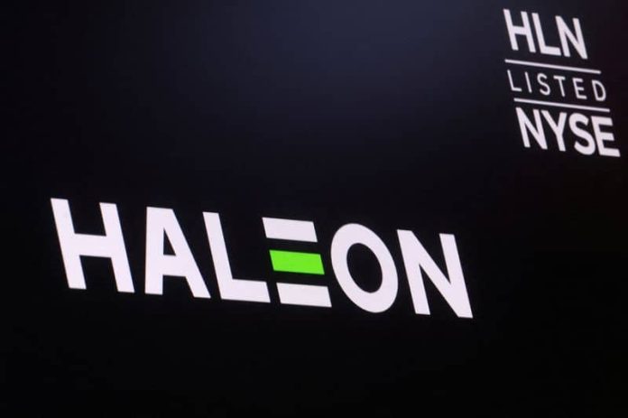 Haleon eleva previsão anual de crescimento de receita orgânica com demanda constante