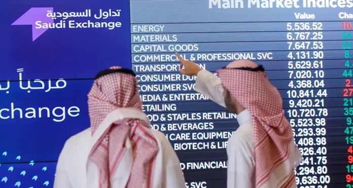 مكاسب شهرية جماعية لأسواق الخليج بدعم من نتائج البنوك وأسعار النفسار النفطة .. والت خسائر طفيفة في يوليو